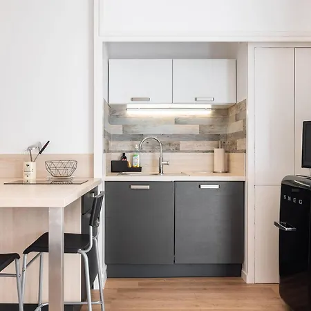 Appartement Renove Avec Canape Convertible, Balcon Au Soleil - Fr-1-821-18 *