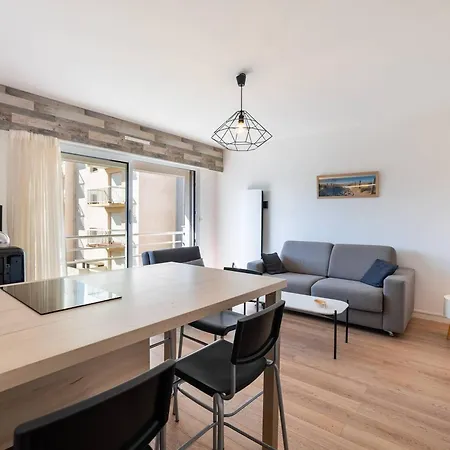 Renove Avec Canape Convertible, Balcon Au Soleil - Fr-1-821-18 *